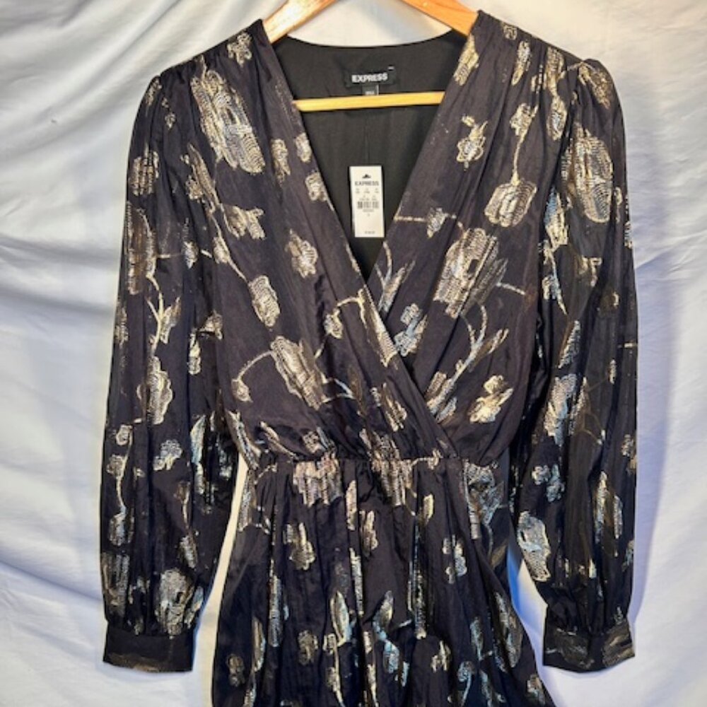 Express Black Gold Metallic Floral Wrap Dress Large Belted NWT Dark Academia